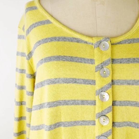 Soft Surroundings | xs | yellow grey stripe tunic w/ mother of pearl buttons - Picture 2 of 4